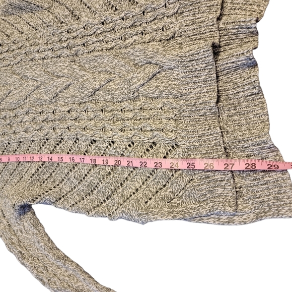 Express light gray knit sweater - Picture 3 of 8